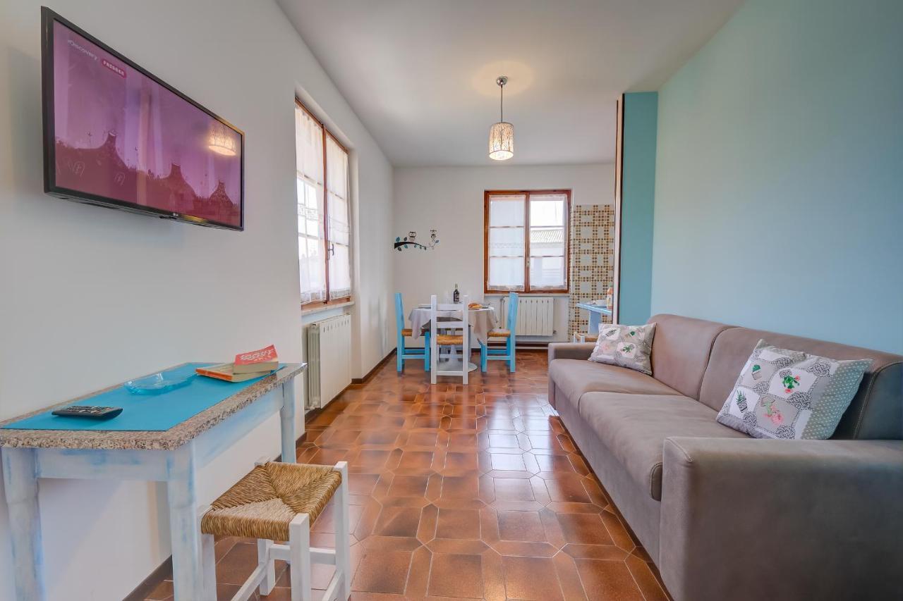 Villa Fiorita Apartments - Happy Rentals 西尔米奥奈 外观 照片