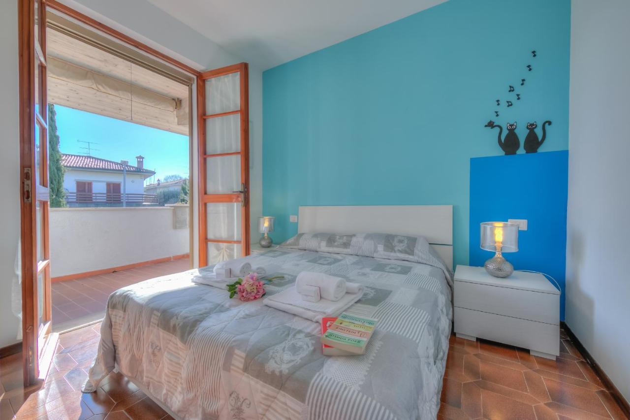 Villa Fiorita Apartments - Happy Rentals 西尔米奥奈 外观 照片